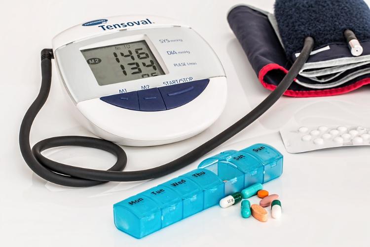 Adoção de medidas para medicamentos para pressão alta